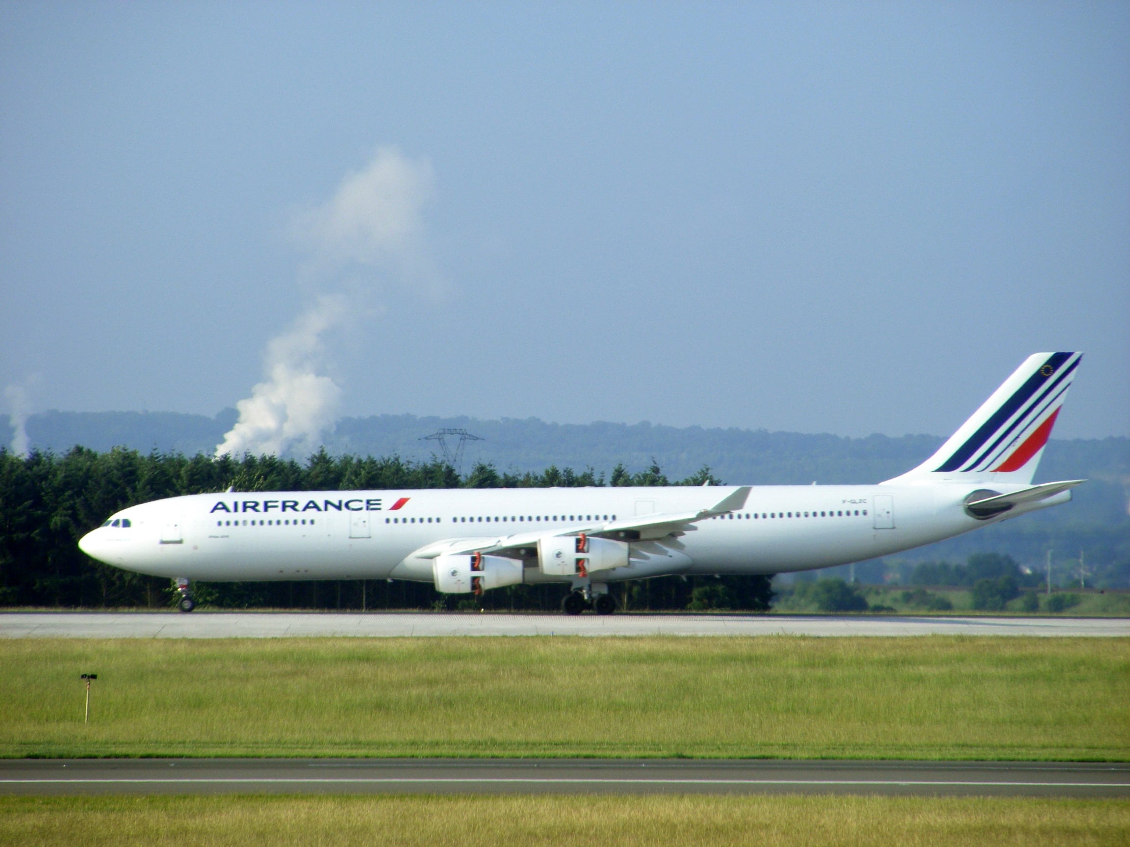 Airbus A 340 de la compagnie aérienne Air France